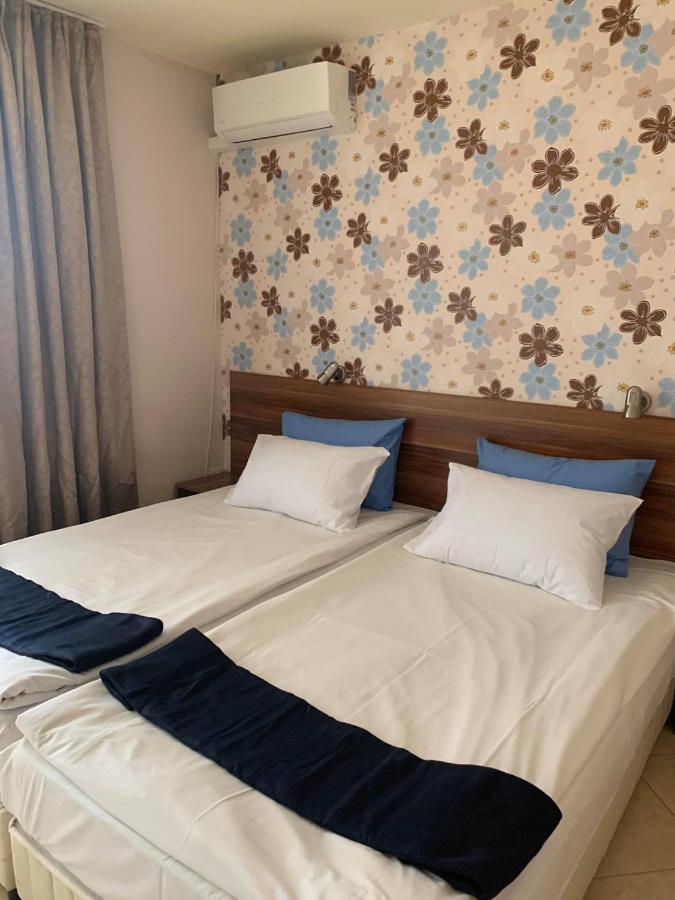 Семеен хотел Брилянс - Family Hotel Brilliance Варна Экстерьер фото