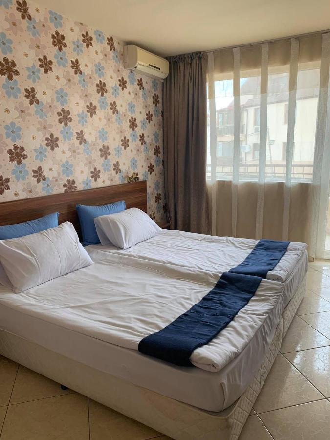 Семеен хотел Брилянс - Family Hotel Brilliance Варна Экстерьер фото