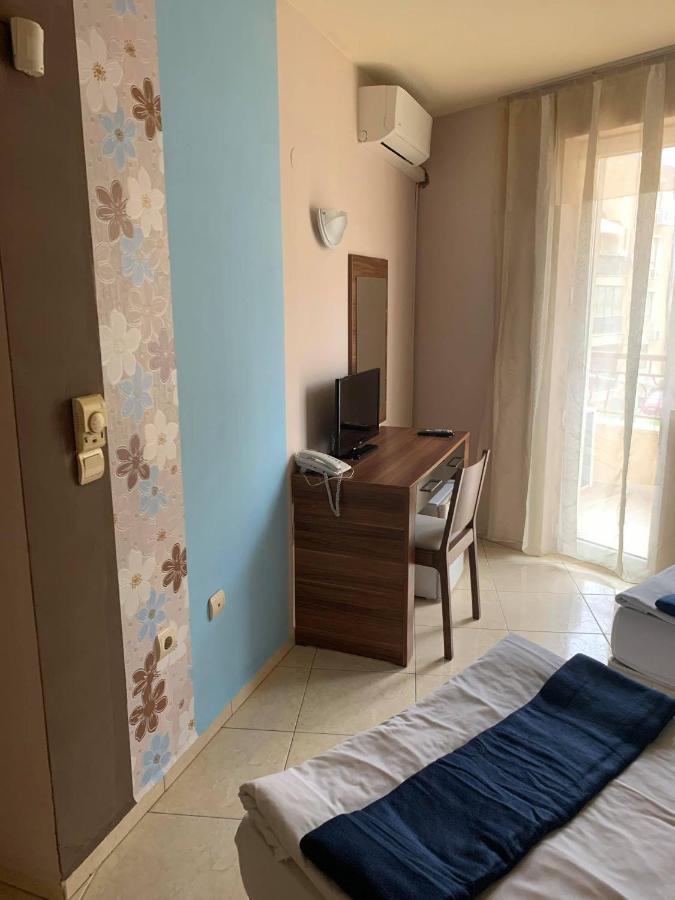 Семеен хотел Брилянс - Family Hotel Brilliance Варна Экстерьер фото