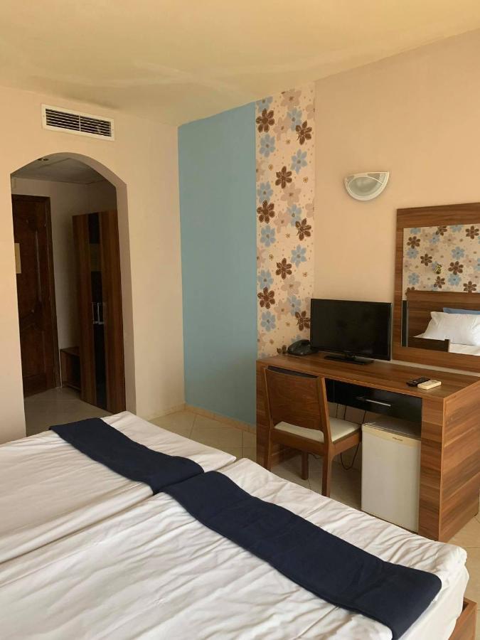 Семеен хотел Брилянс - Family Hotel Brilliance Варна Экстерьер фото